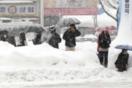 110214101323_korea_snow_304x171_afp_nocredit