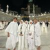 naura-ayu-umrah-bersama-keluarga